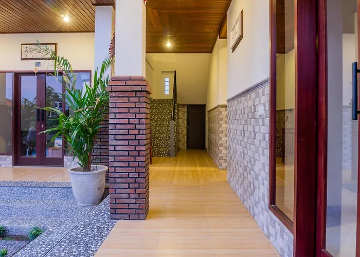ゲストハウス Lebak Agung チャングー
